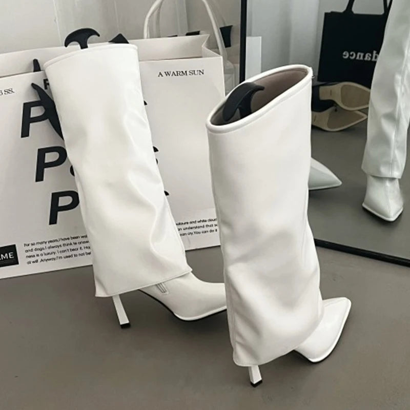 PRETTYGIRL ICONIC BOOTS™